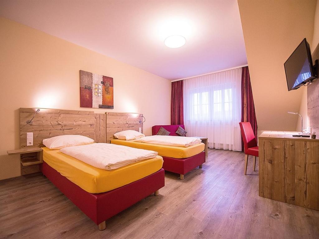 Landgasthof Schwarzes Ross Ansbach Dış mekan fotoğraf